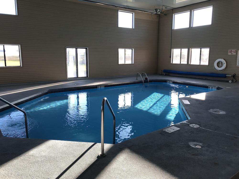 Super 8 By Wyndham Plover Stevens Point Area Экстерьер фото